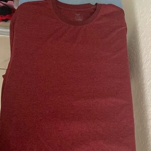 Red everdri xl shirt